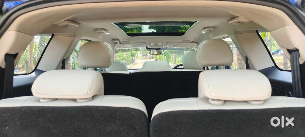 Mahindra Xuv700 Ax7l 6 Str At, 2022, Diesel