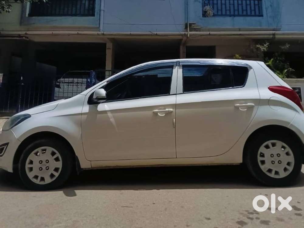 Hyundai I20 Magna 1.2 Vtvt, 2014, Petrol