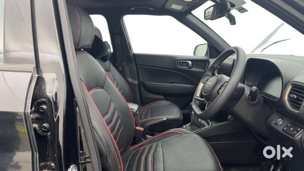 Hyundai Venue Sx 1.2 Mt Knight Edition, 2024, Petrol