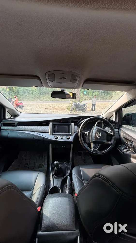 Innova Crysta 2017