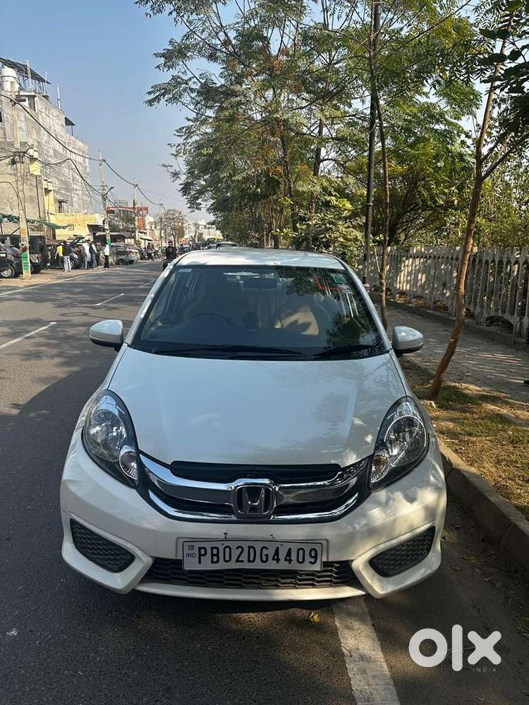 Honda Amaze 2017 Petrol 21,000 Km Driven