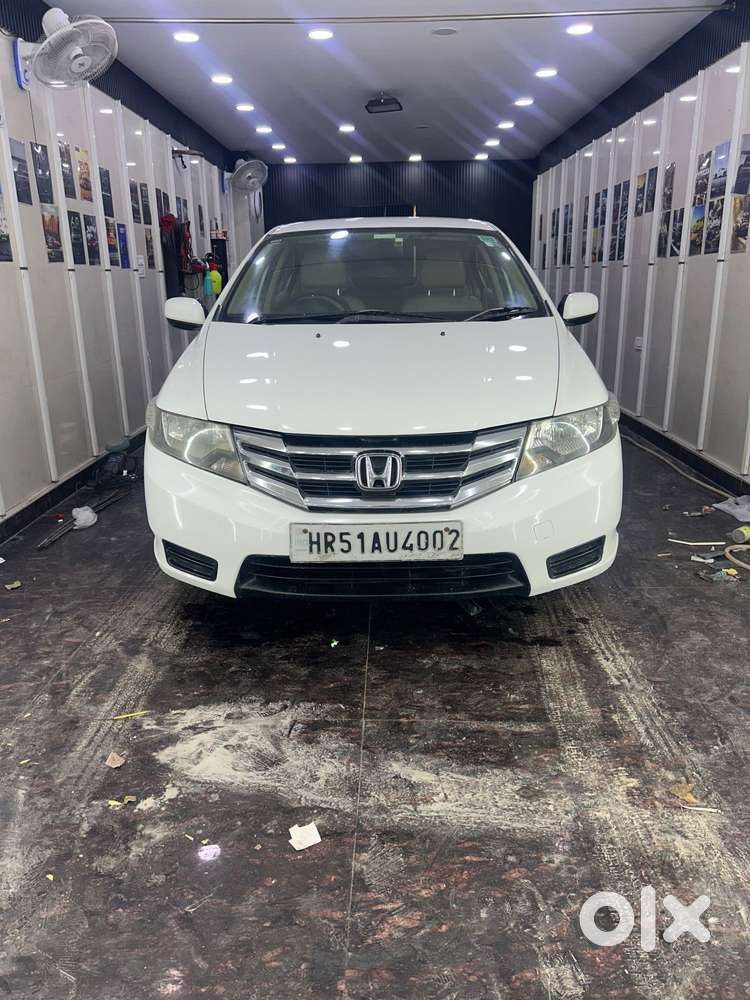 Honda City V At Exclusive, 2013, Petrol