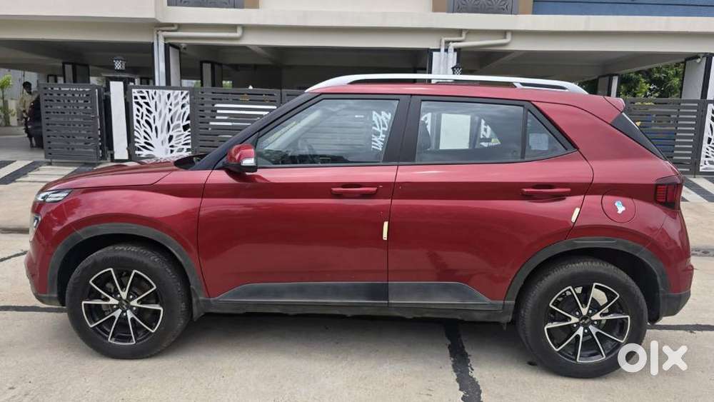 Hyundai Venue 1.0 Sx Turbo Imt, 2022, Petrol