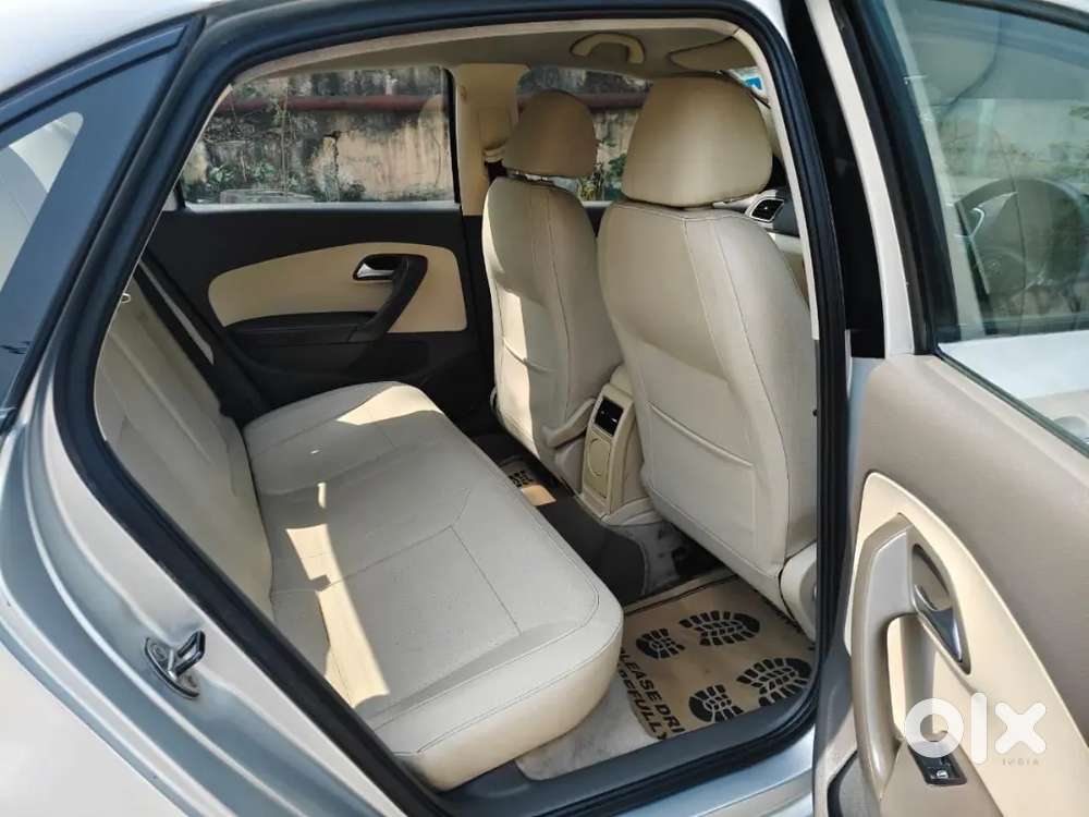 Volkswagen Vento Highline 2015