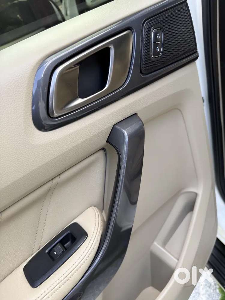 Ford Endeavour 3.2 Titanium 2017