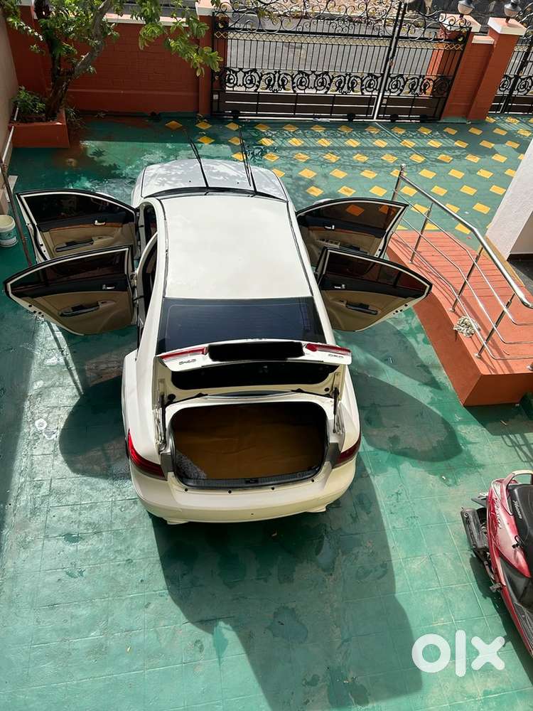 Hyundai Sonata Transform 2009