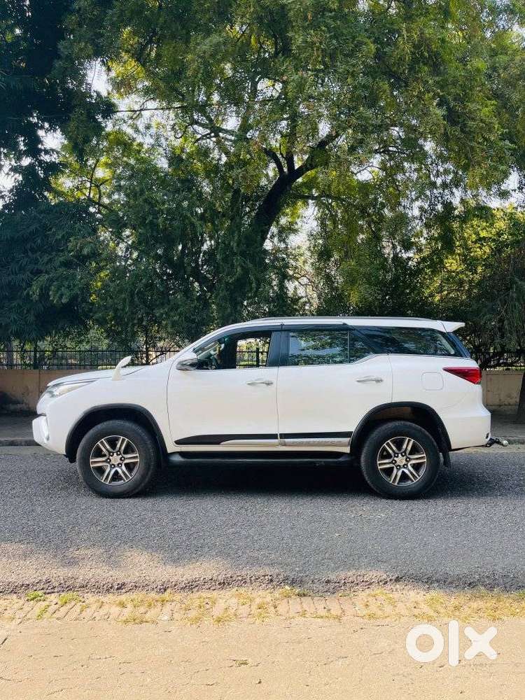 Toyota Fortuner 3.0 4x2 Mt, 2019, Diesel