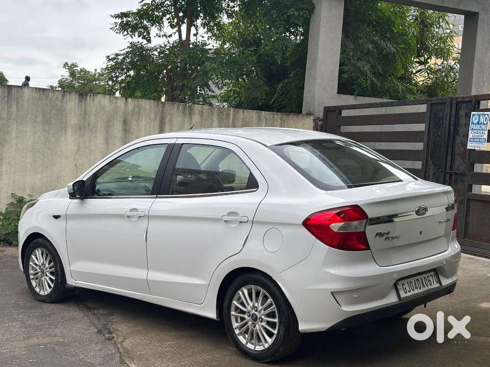 Ford Figo Aspire Petrol+ 3rd Party Cng Fitted. Manual - Transmission.