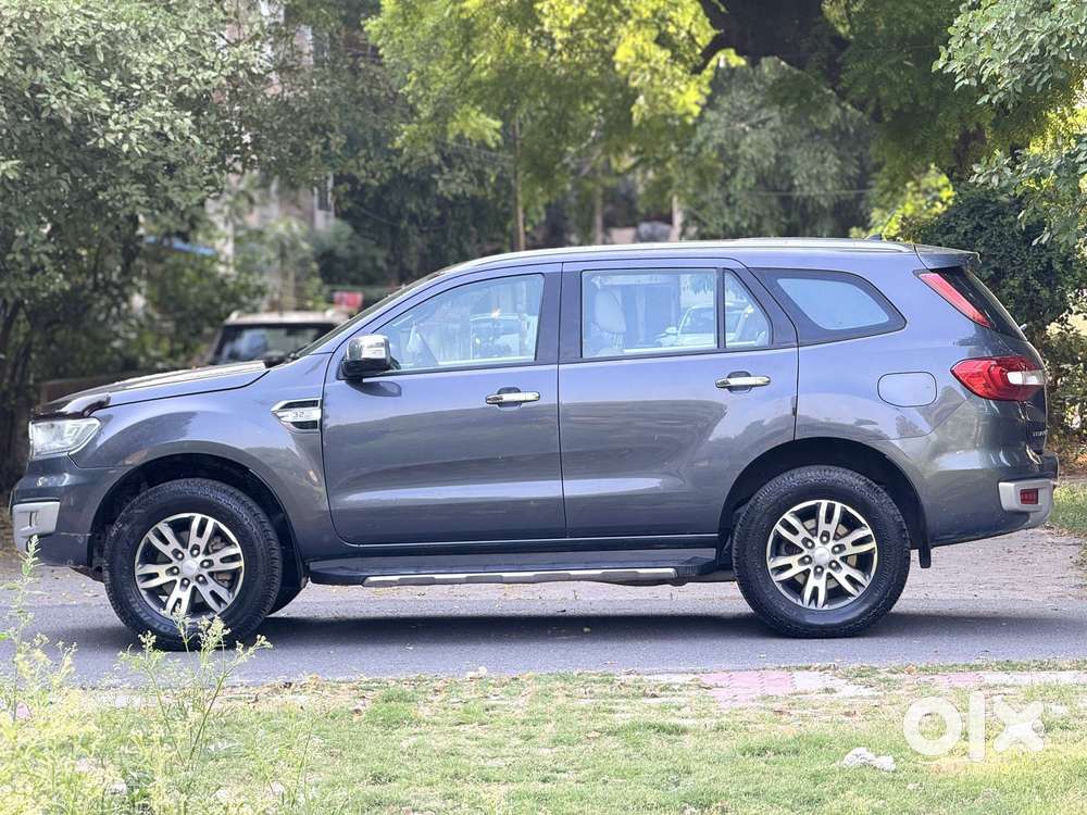 Ford Endeavour 3.2 Titanium At 4x4, 2017, Diesel