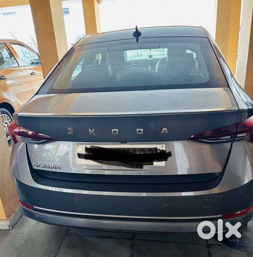 Skoda Octavia 2.0 L K Tsi At, 2022, Petrol