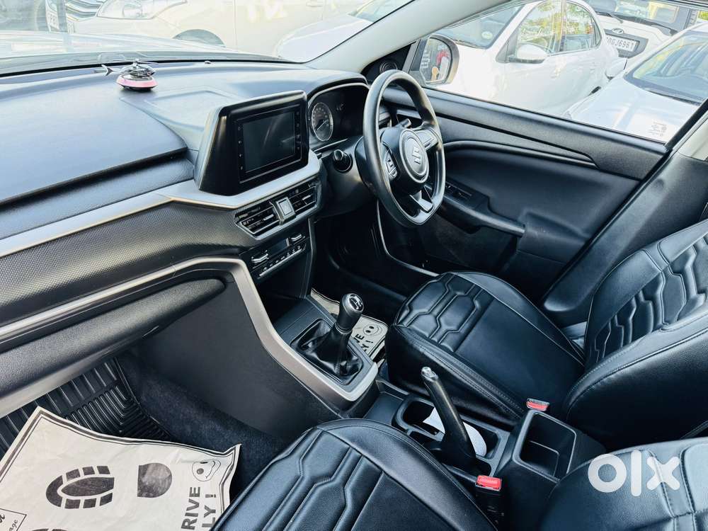 Maruti Suzuki Brezza 1.5 Vxi Smart Hybrid, 2022, Petrol