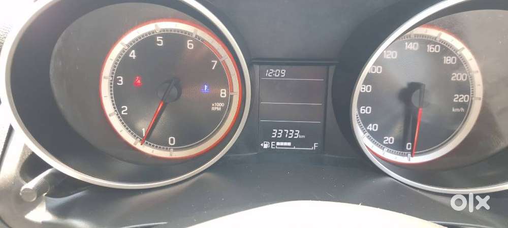 Maruti Suzuki Swift 1.2 Vxi (o), 2021, Petrol