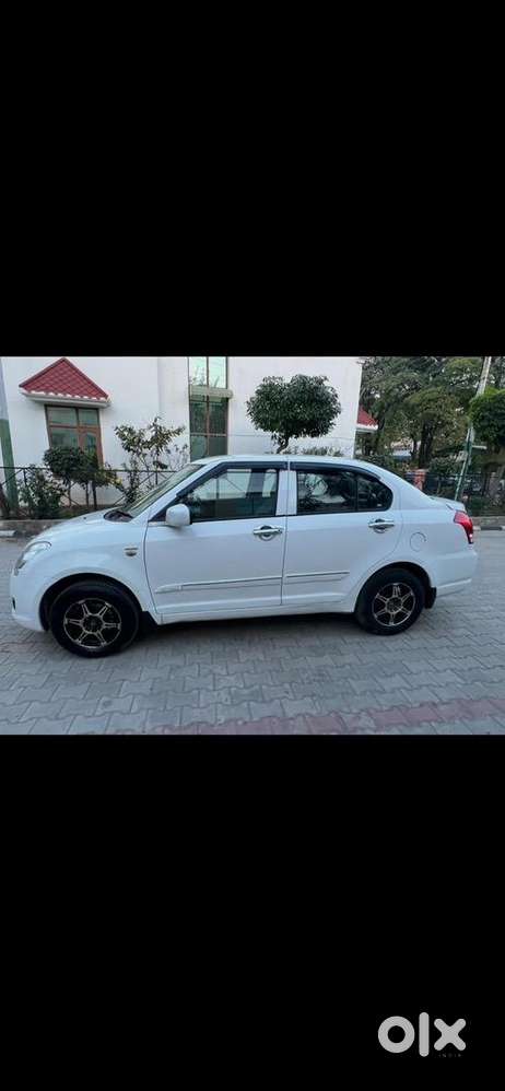 Maruti Suzuki Swift Dzire Tour 2014 Diesel Well Maintained