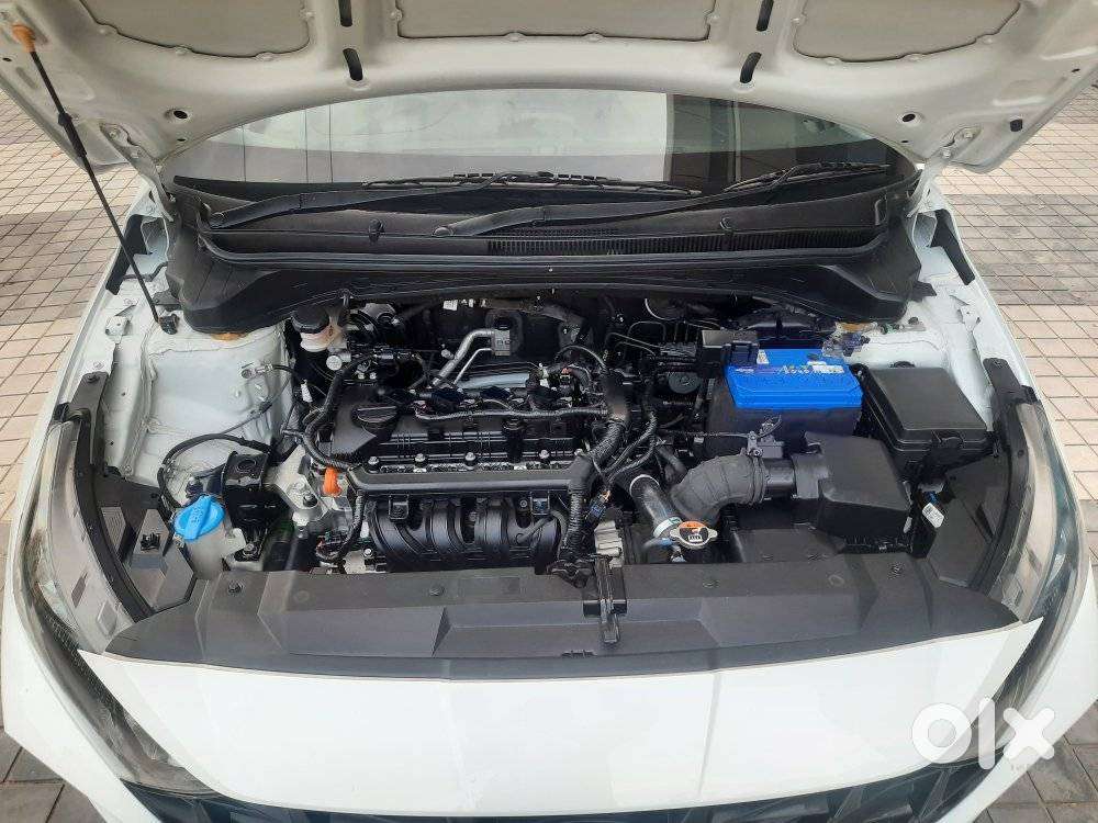 Hyundai I20 Sportz 1.2 Ivt, 2023, Petrol