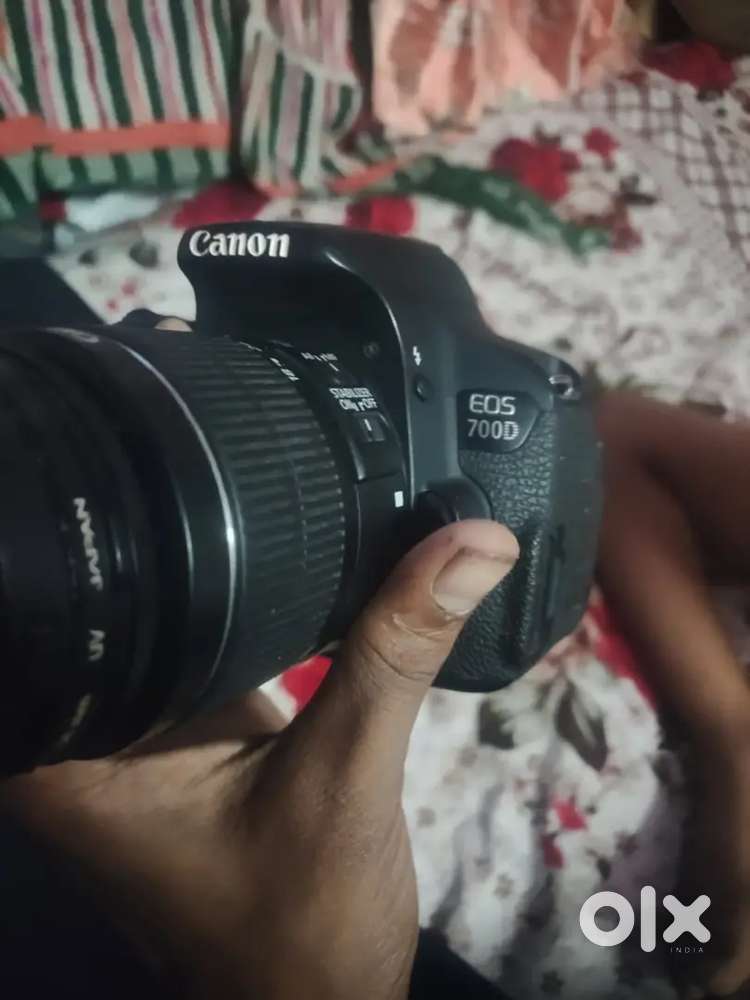 CANON EOS 700D DSLR Cameras & Lenses 1753502183