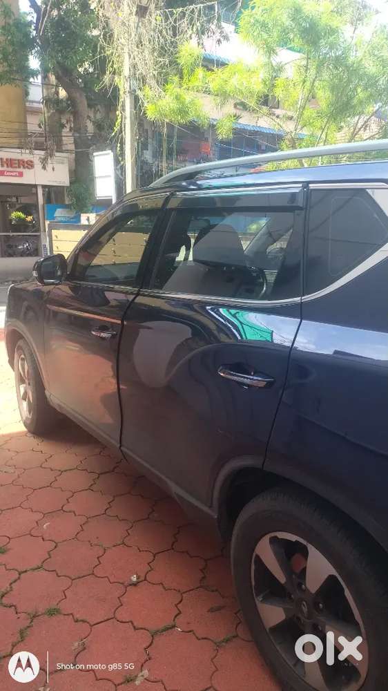 Mahindra Alturas G4 2022 Diesel 65000 Km Driven