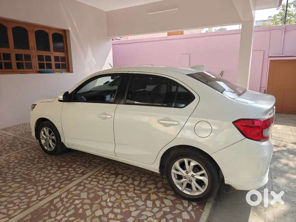 Honda Amaze Automatic  2021 Petrol 29000 Kms