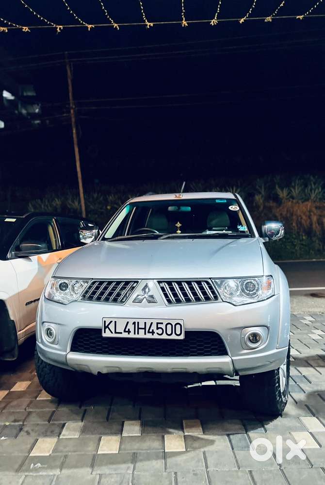 Mitsubishi Pajero Sport 2013