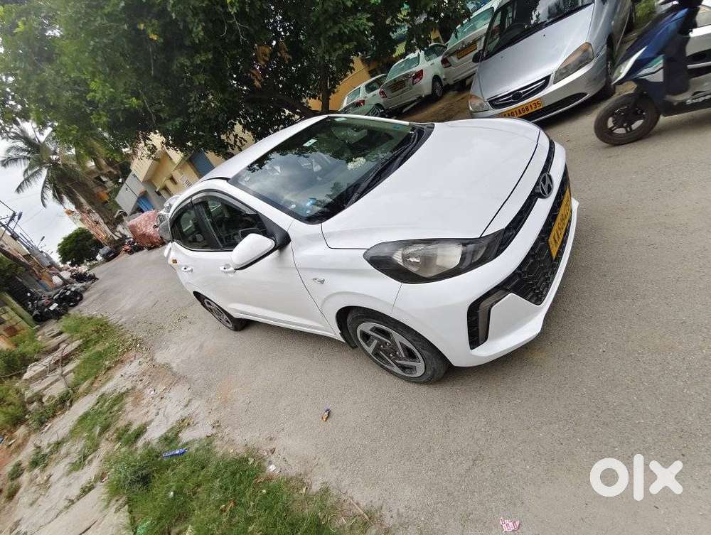 Hyundai Aura S Crdi Manual, 2023, Cng & Hybrids