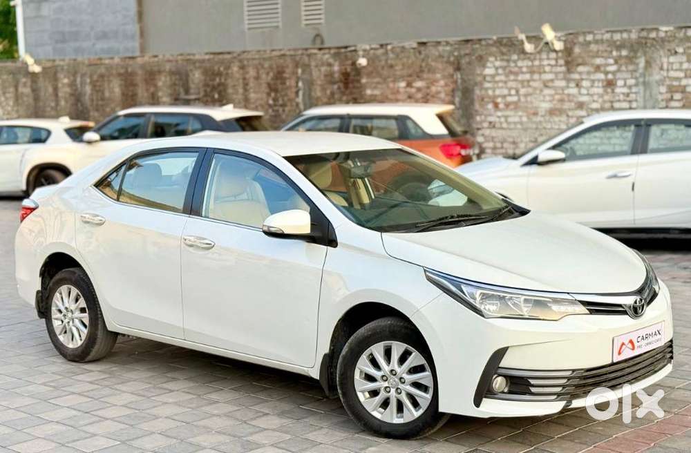 Toyota Corolla Altis [2014-2017] 1.8 G Cvt, 2017, Petrol