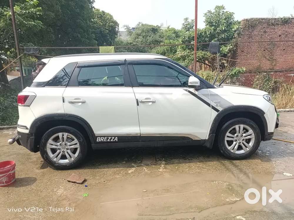 Gadi Nai Liye Hai Isiliye Bech Rahe Hai