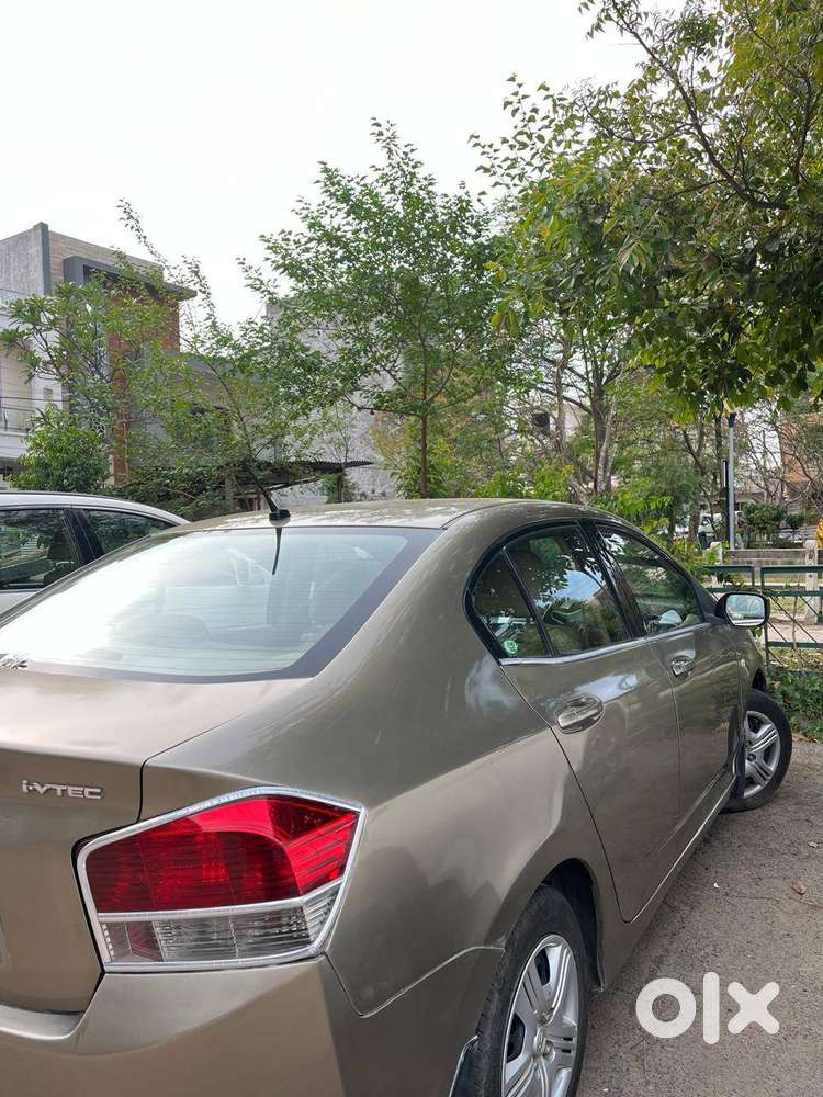 Well Maintained Lady Driven With Low Mileage