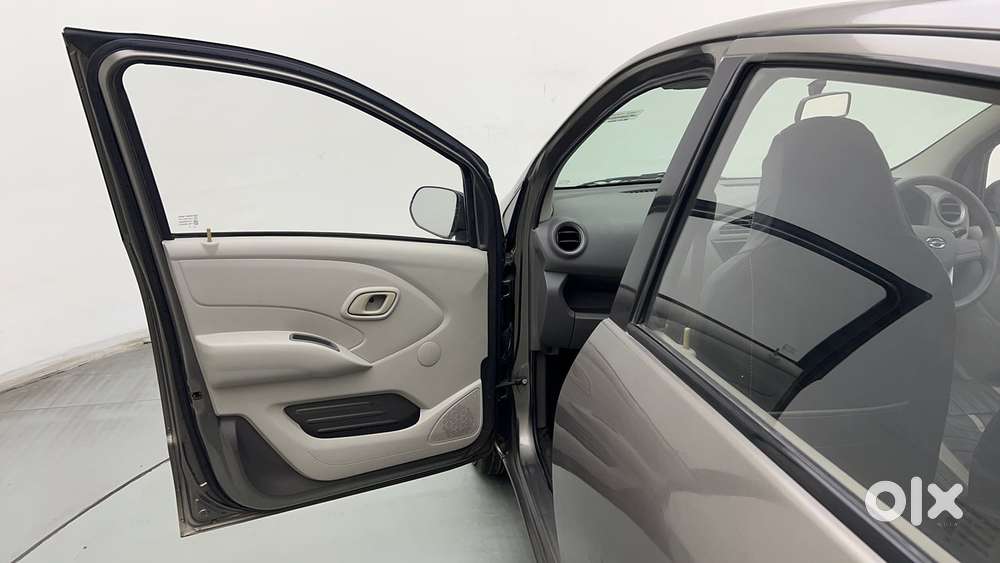 Datsun Redigo T Option, 2016, Petrol