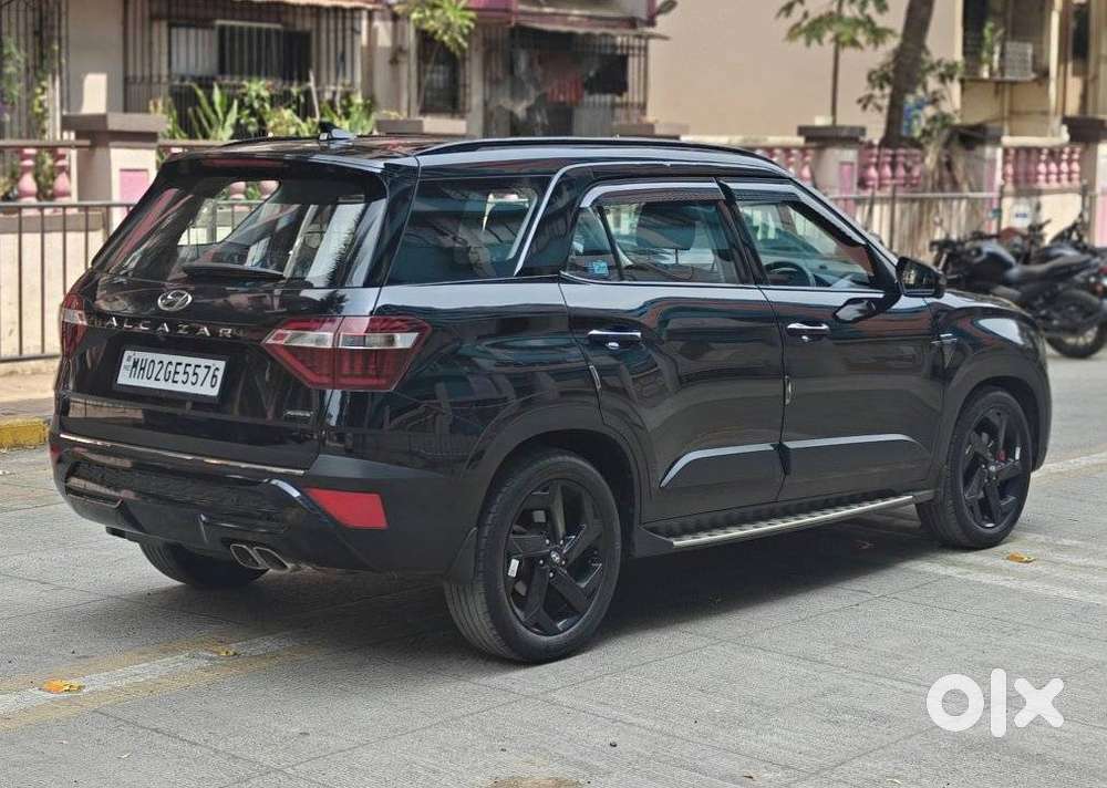 Hyundai Alcazar Signature (o) 7 Seater 1.5 Diesel At Adventure Dual ..