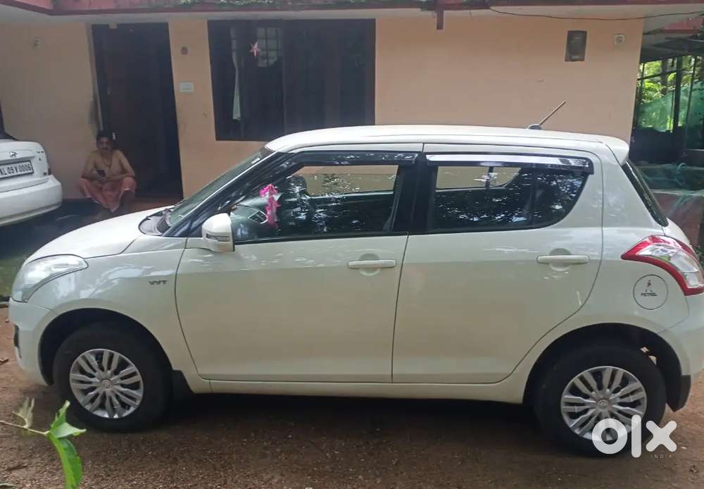 Maruti Suzuki Swift 2016 Petrol