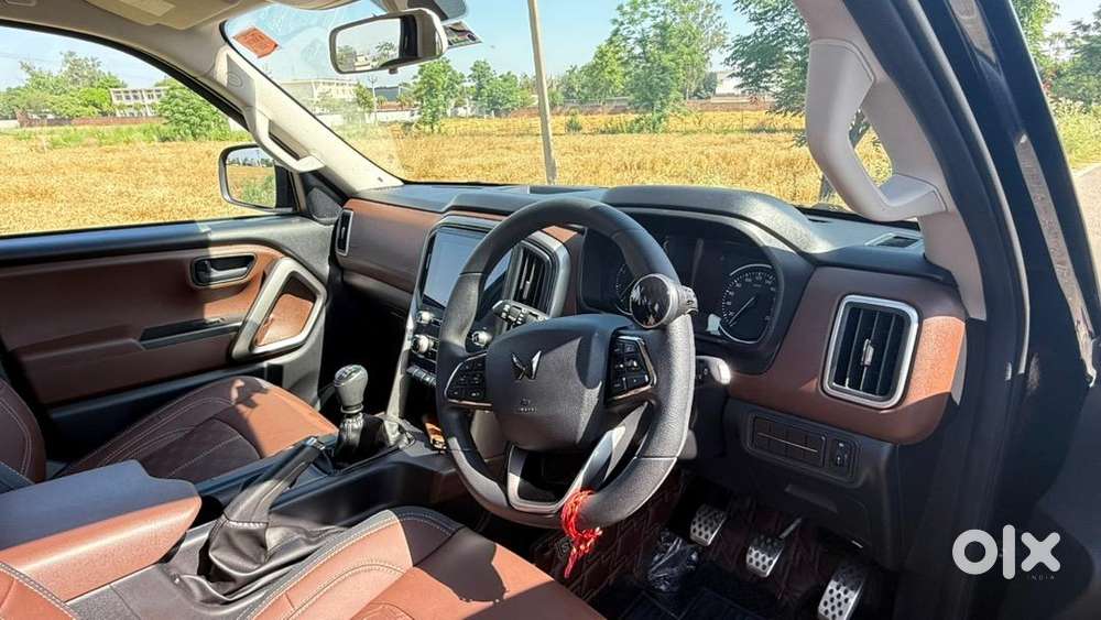 Mahindra Scorpio N Z6 Manual Diesel Car 2025