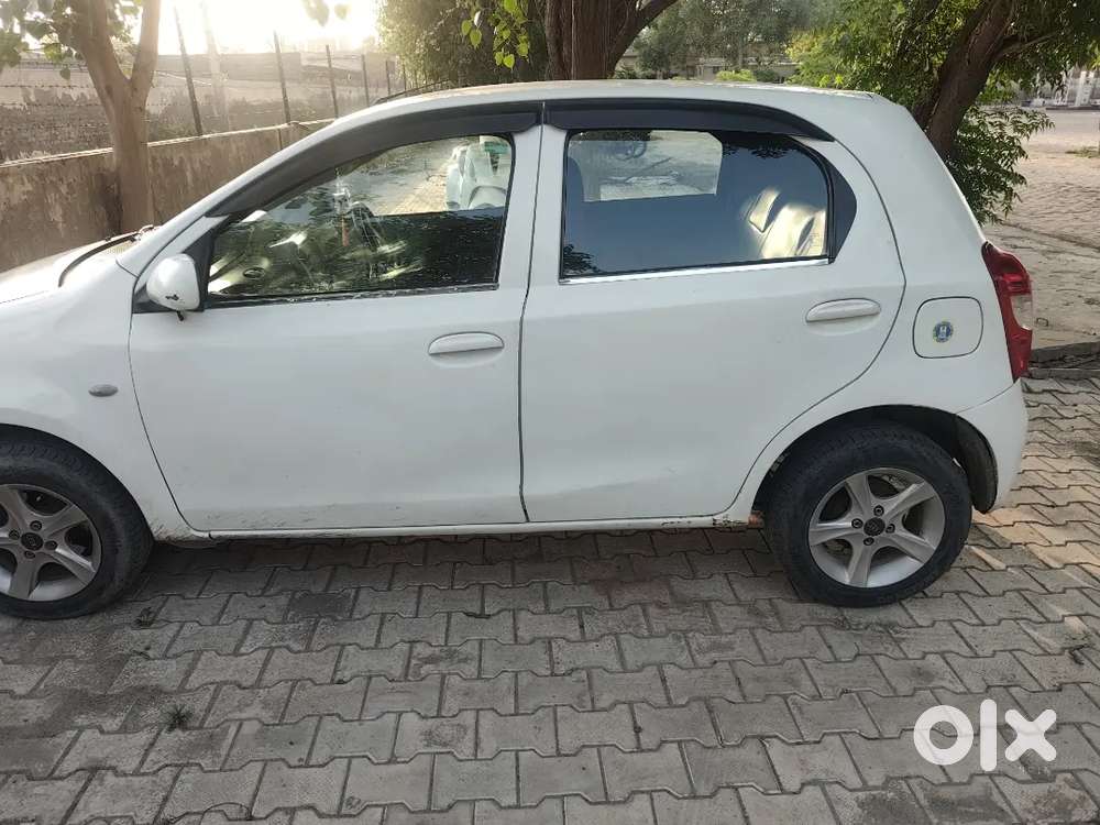 Toyota Etios Liva 2013 Diesel 190000 Km Driven