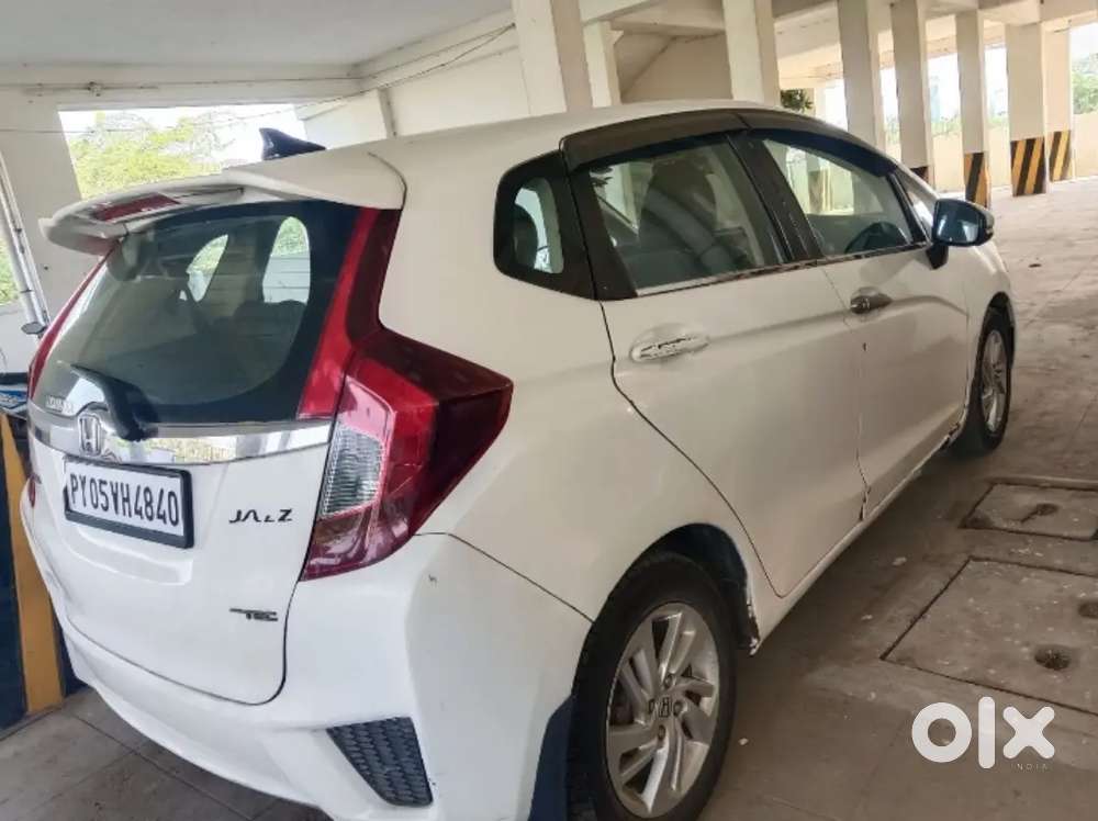 Honda Jazz 1.5 V 2015