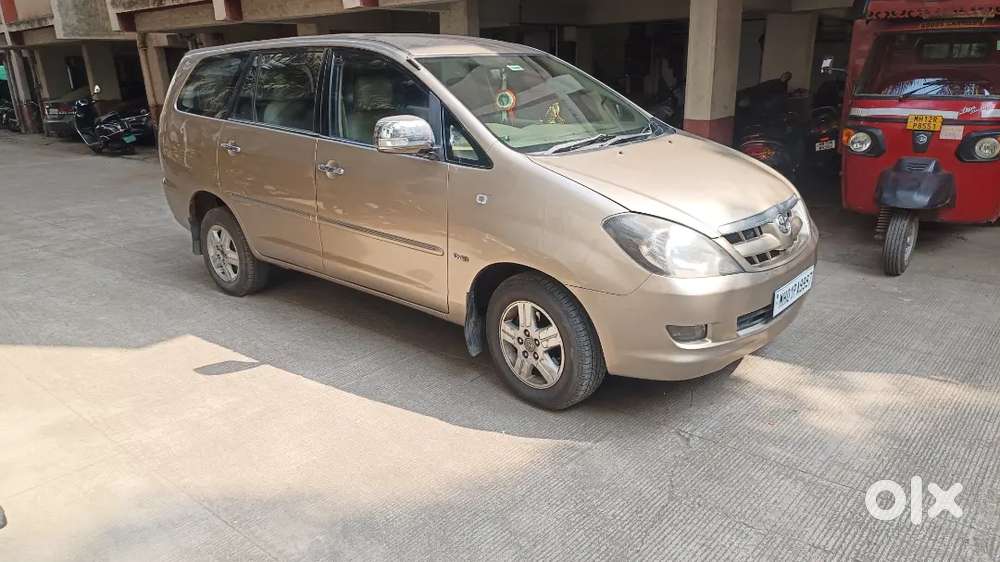 Immaculate Condition Toyota Innova 2.5 V 2006