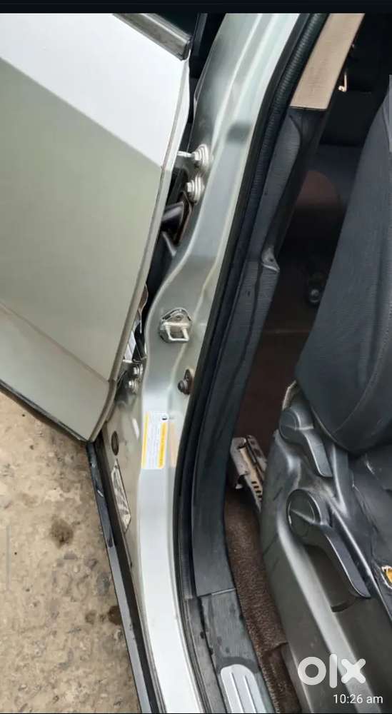 Mahindra Xuv500 2015 Diesel 85000 Km Driven