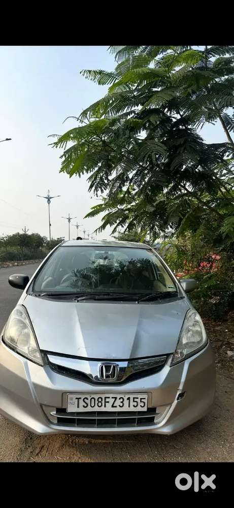 Honda Jazz 2011 Topend Vehicle,neat And Well Mentained