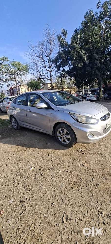 Hyundai Verna Crdi 1.4 Ex, 2014, Petrol