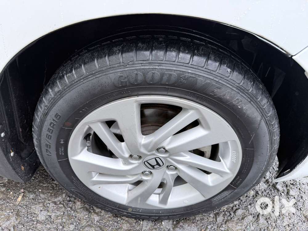 Honda Jazz V Mt Privilege, 2017, Petrol