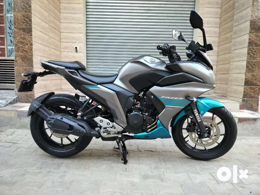 Yamaha best sale fazer bike