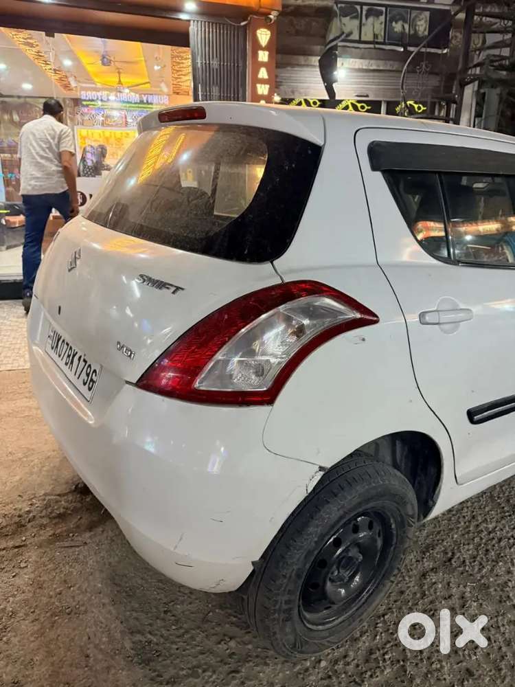 Maruti Suzuki Swift 2015 Diesel 90000 Km Driven