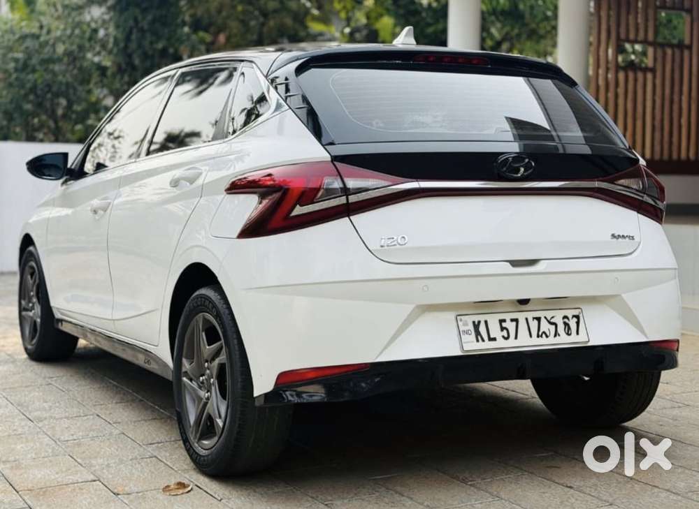 Hyundai I20 Sportz 1.2 Ivt, 2021, Petrol