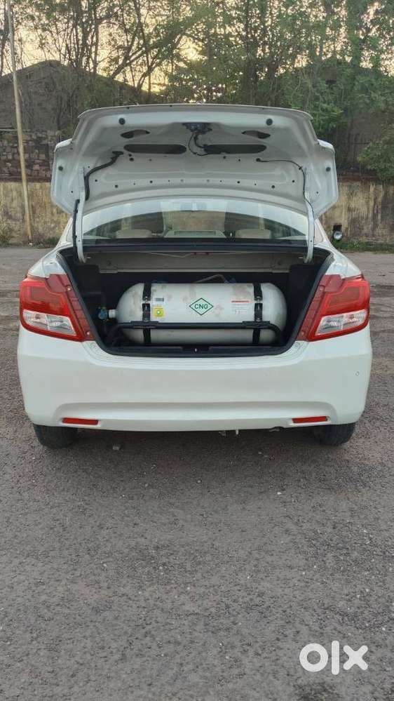 Maruti Suzuki Dzire 1.2 Vxi Cng, 2023, Cng & Hybrids