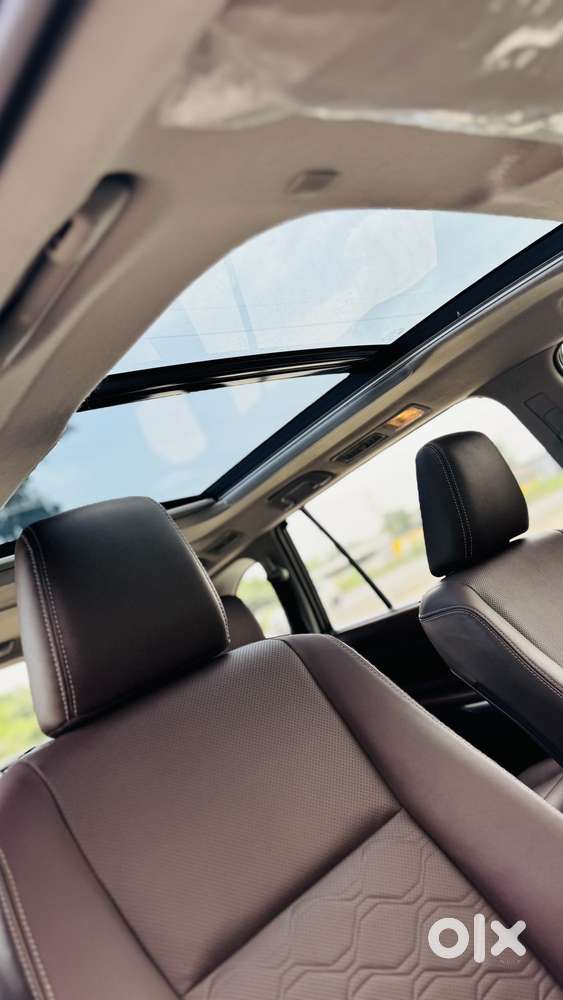 Toyota Innova Hycross 2.0 Zx Hybrid 7 Str, 2025, Petrol