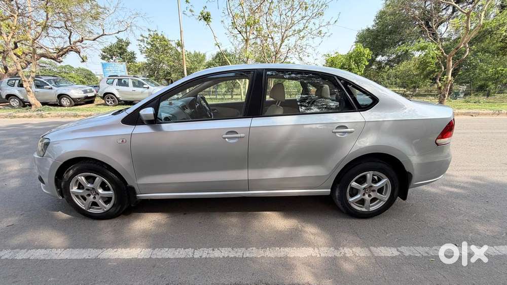 Volkswagen Vento 2010-2013 Petrol Highline, 2013, Petrol