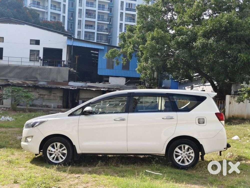 Toyota Innova Crysta 2.4 V 8 Str, 2020, Diesel