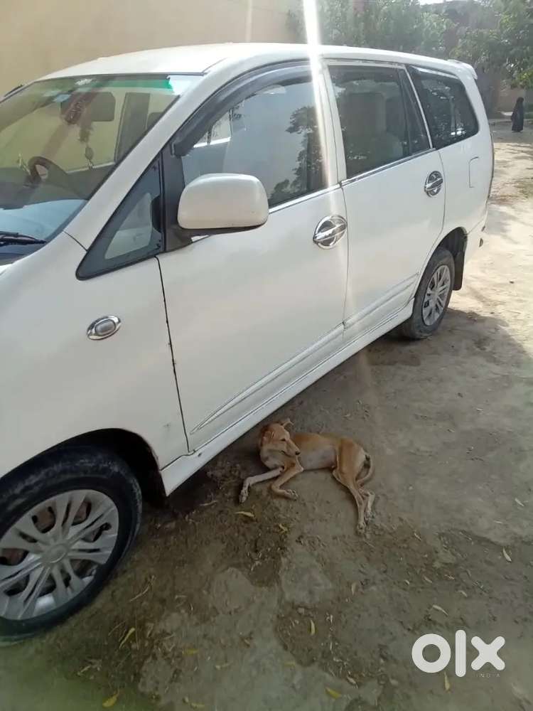 Toyota Innova 2016 Diesel 190000 Km Driven