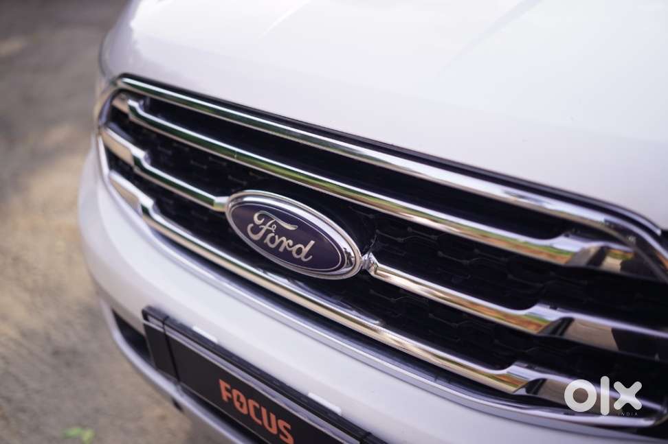 Ford Endeavour 3.2 Titanium 4x4 Mt, 2017, Diesel