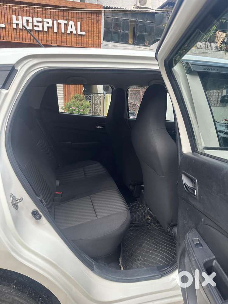 Maruti Suzuki Swift, 2022, Petrol