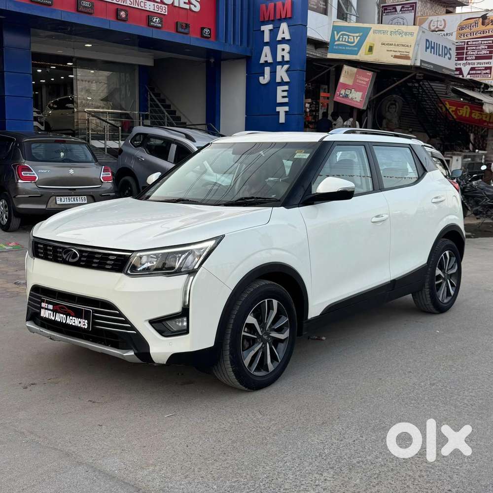 Mahindra Xuv300 W8 Option Dual Tone Diesel, 2019, Diesel
