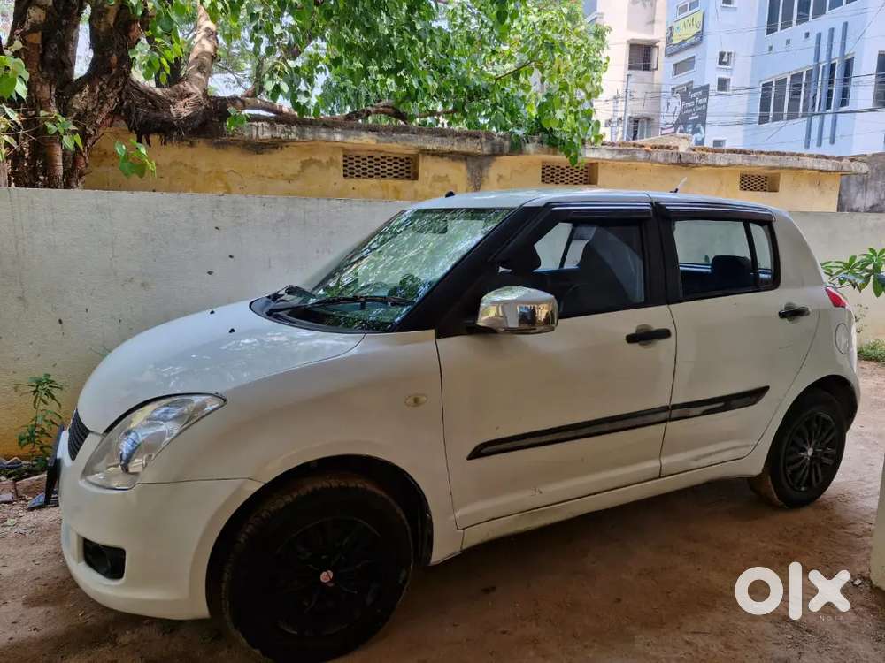 Maruti Suzuki Swift 2010 Petrol Well Maintained