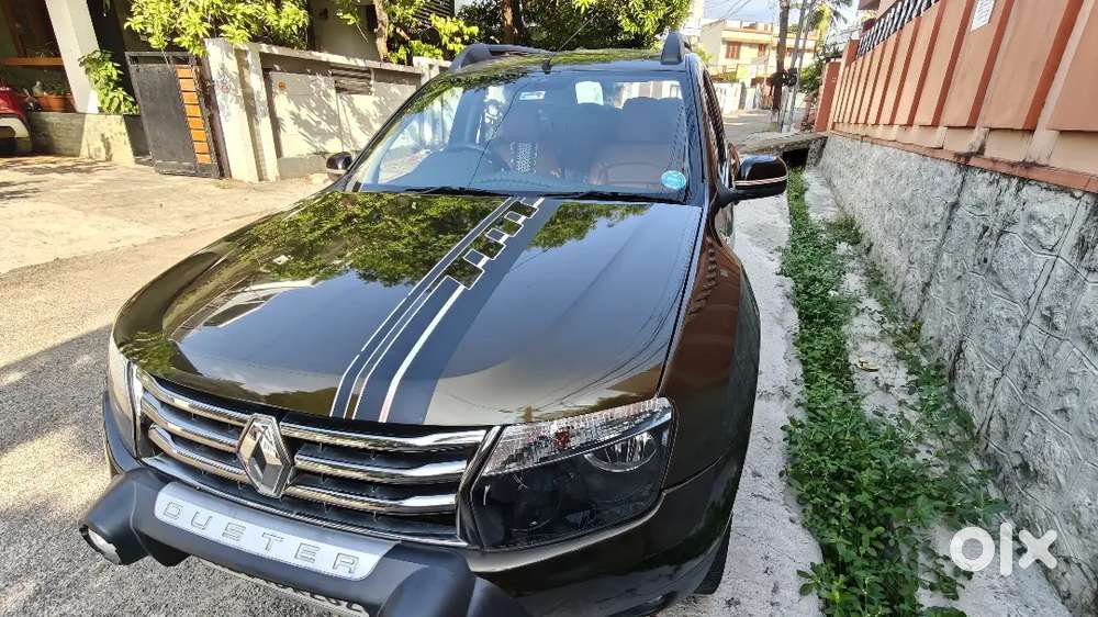 Renault Duster 85 Diesel (2015)  Well Maintained